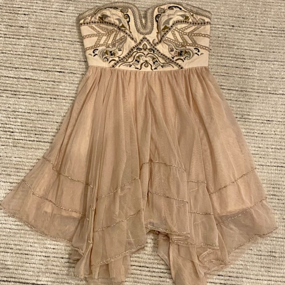 FREE PEOPLE Blush/Mauve Tulle Embroidered Dress
